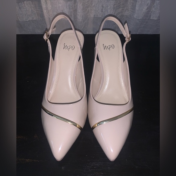 IMPO Women’s size 10M Closed Toe Heels. NWOT! Cream color & Gold accents. - Picture 2 of 8